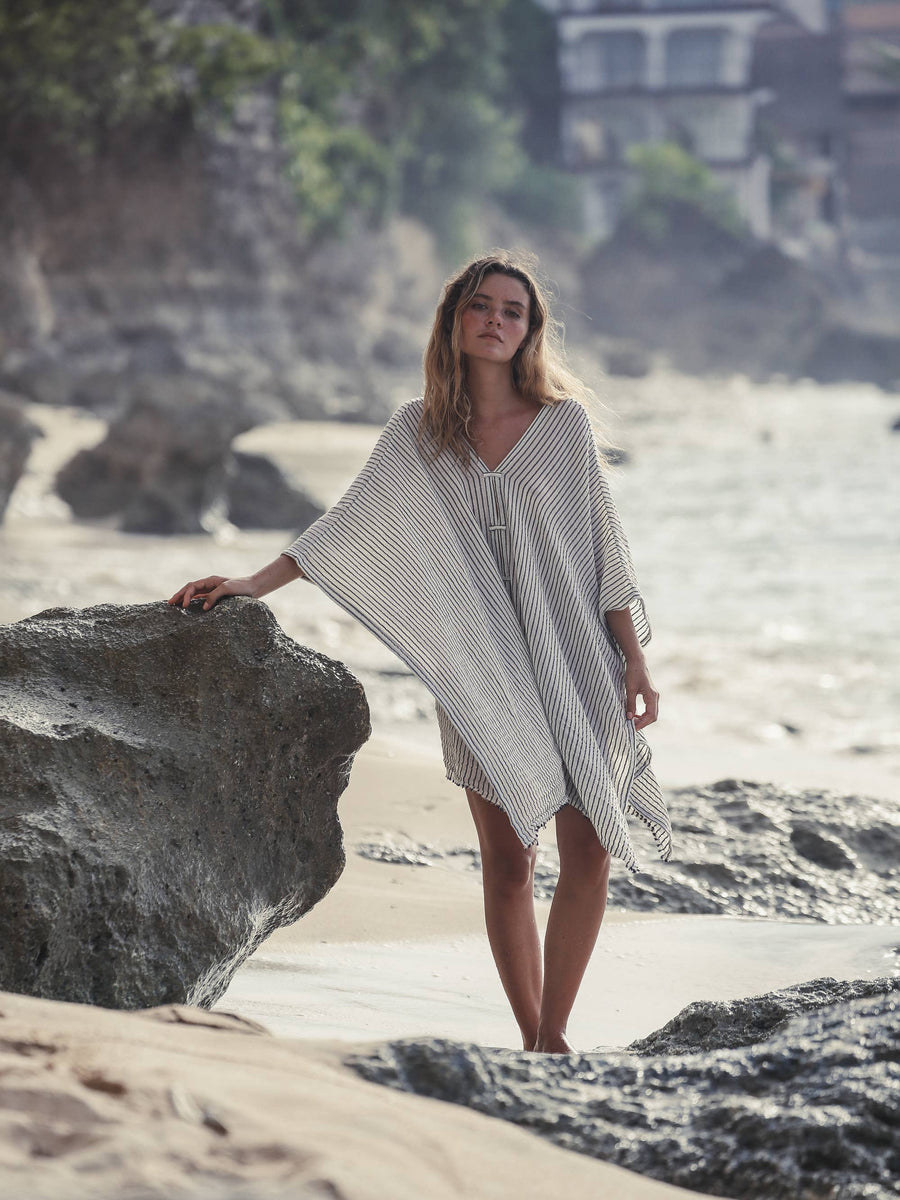 Ava Kimono / Black Stripes