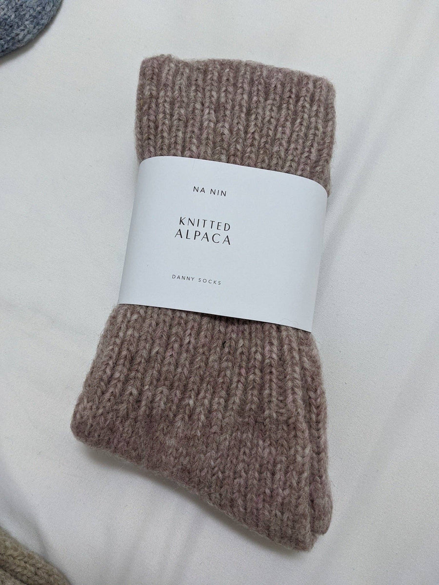 Danny Knitted Alpaca Socks: Oat / 3