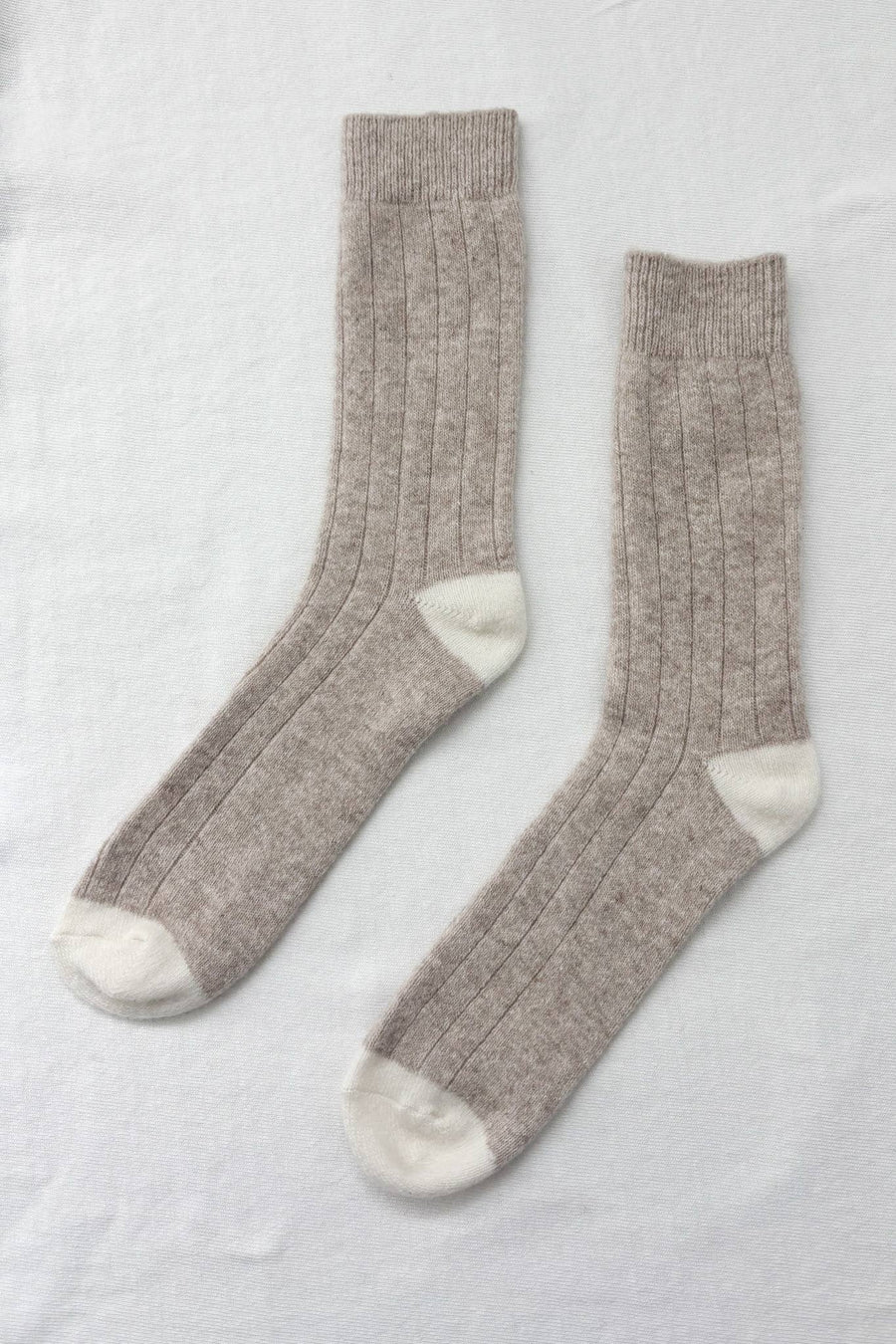 Extended Cashmere Classic Socks: Fawn