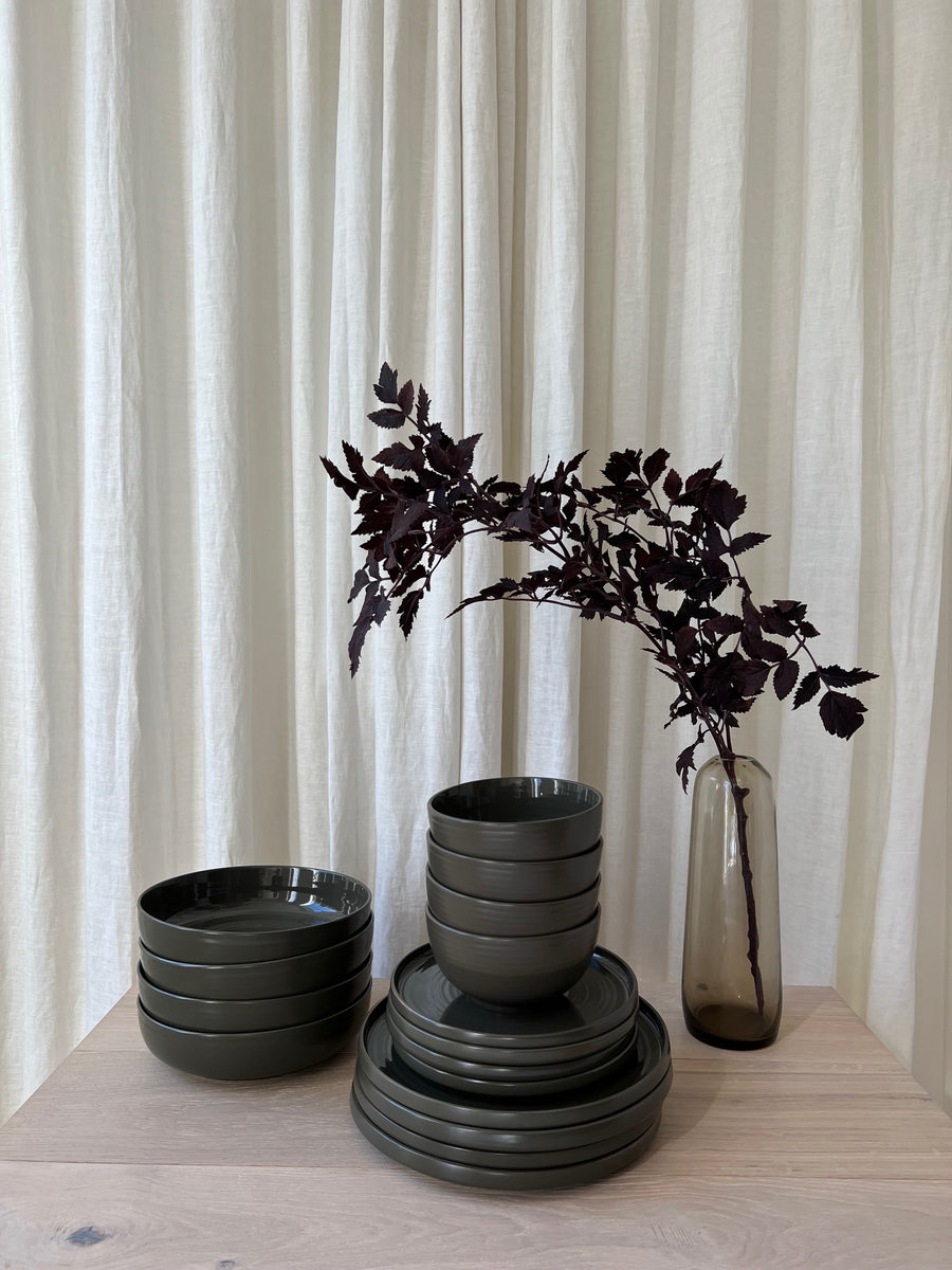 Olive Essential Dinnerware - 16 Piece Set