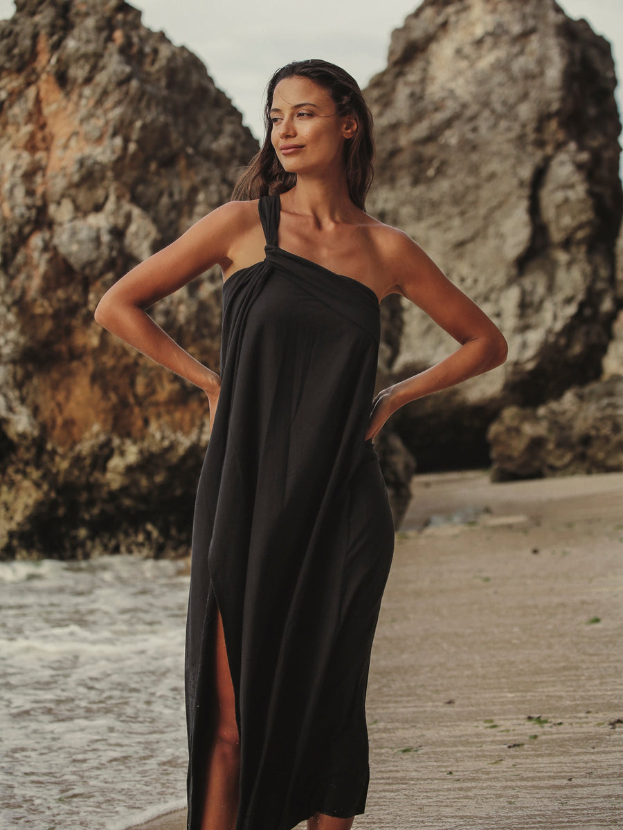 Pia Maxi Dress | Black