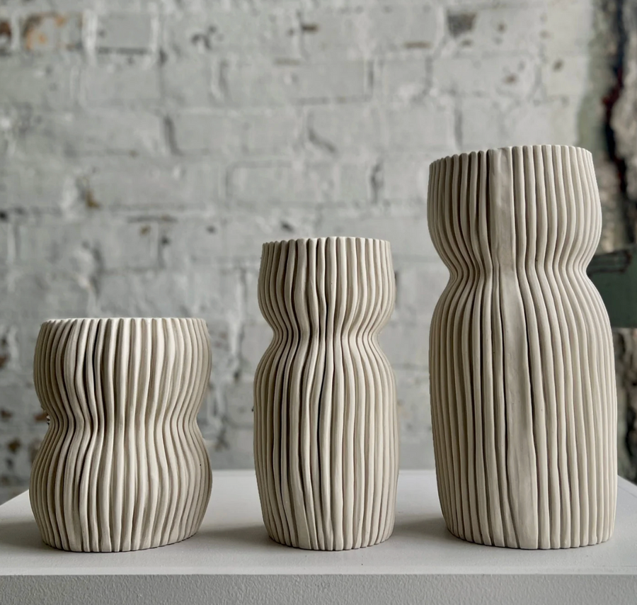 Round Curvy Vases