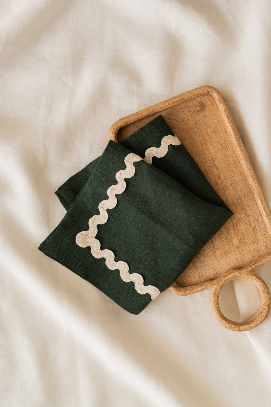 Green Lace Trim Linen Napkin