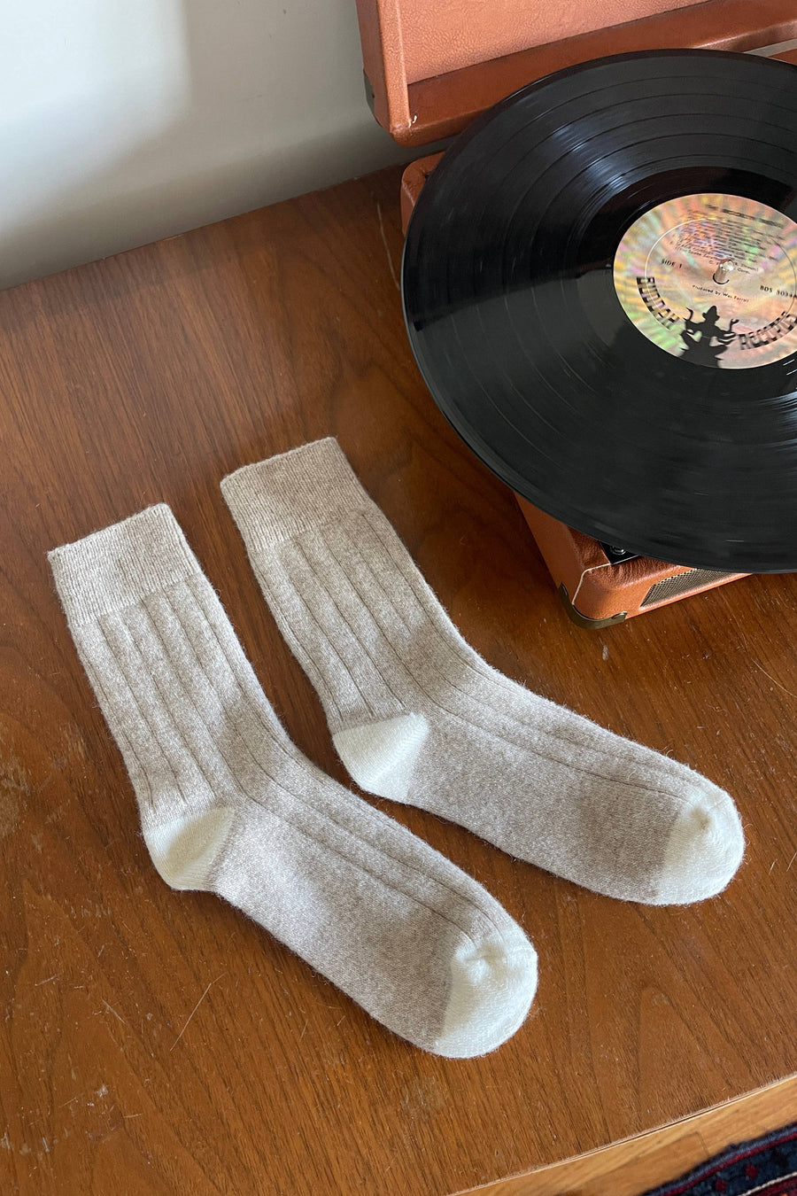 Classic Cashmere Socks: Black