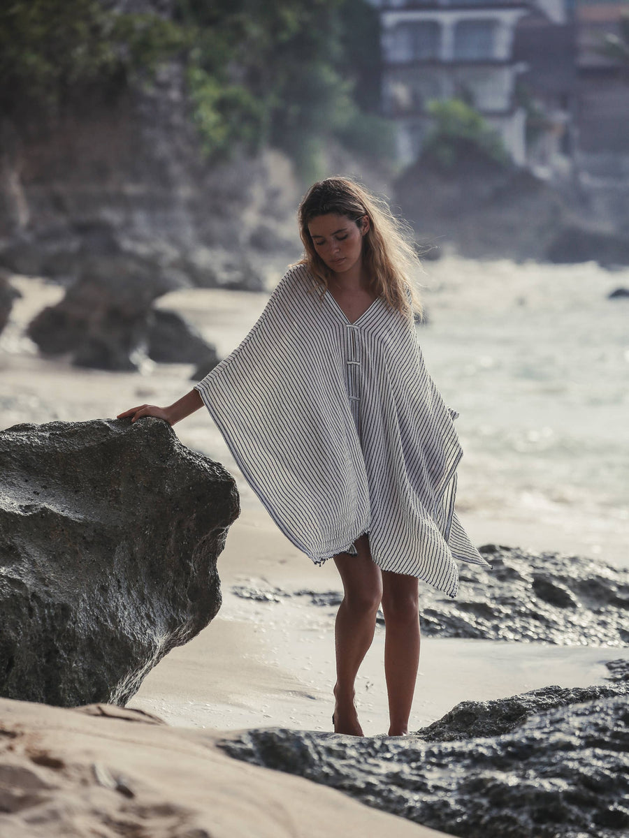 Ava Kimono / Black Stripes